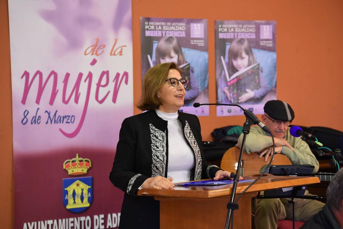 Ana María Callejón celebra en Adra sus Encuentros de Lectura por la igualdad
