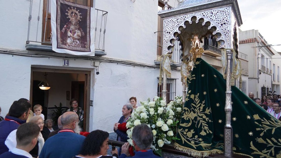 La patrona regresa a su ermita