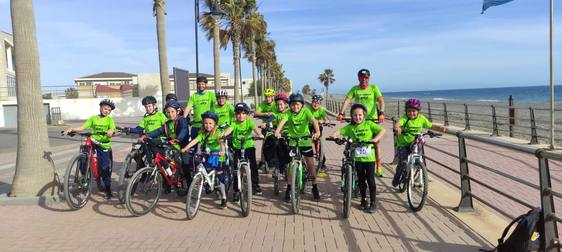 Nace el Club Triatlón Adra