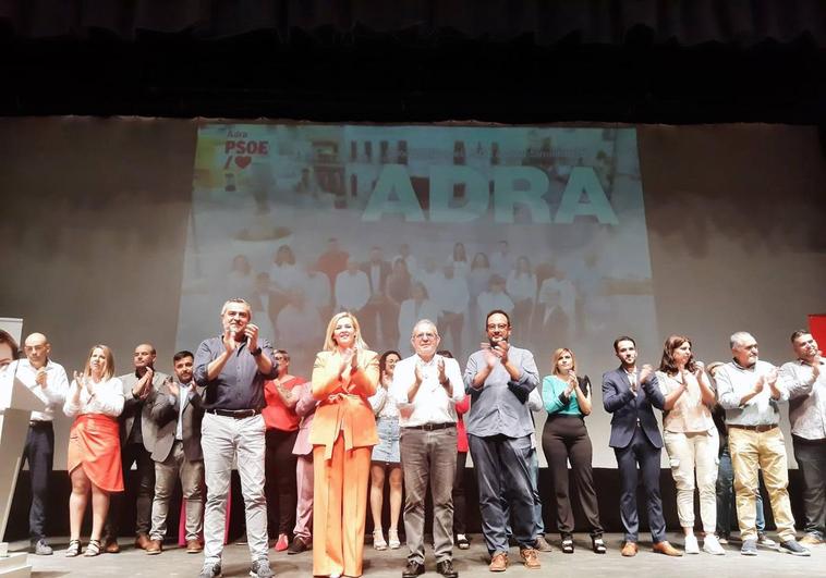 Teresa Piqueras: «El futuro de Adra lo vamos a escribir nosotros»