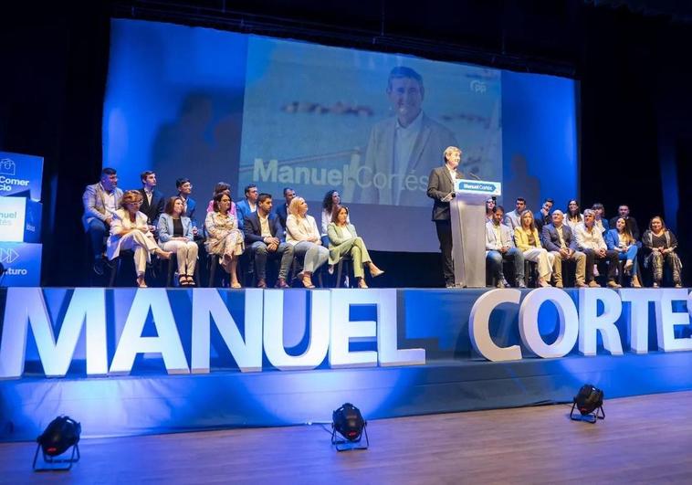 Ampliar el paseo marítimo y trasladar la jefatura de Policía, promesas electorales de Manuel Cortés