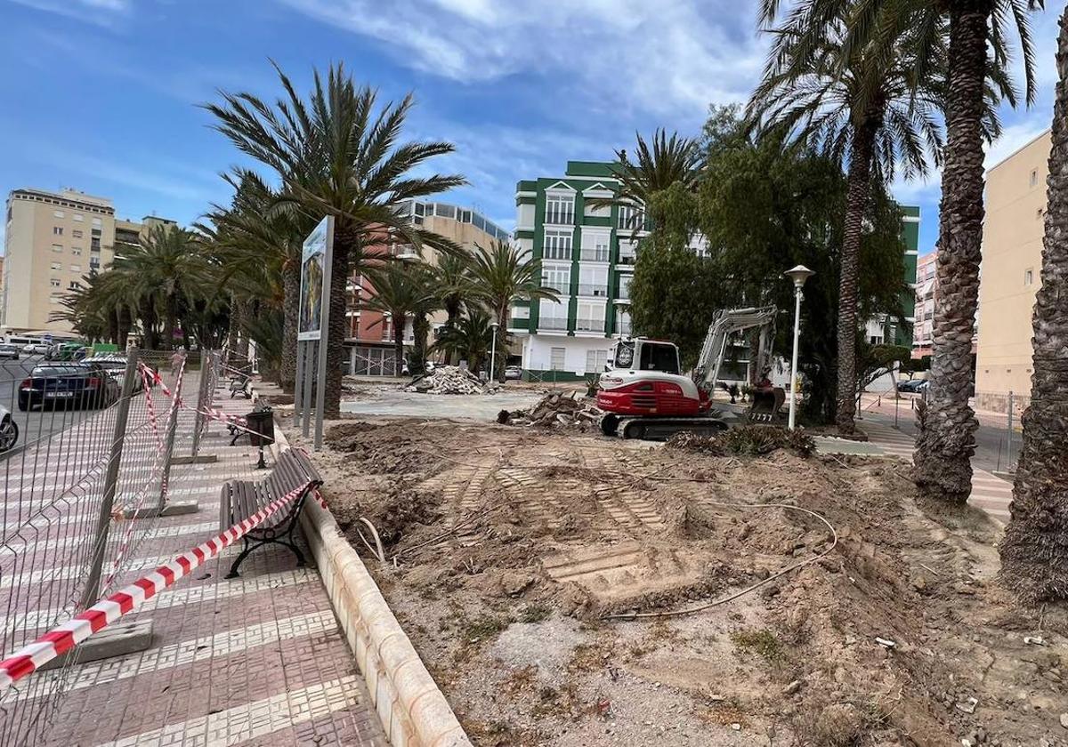 Avanzan las obras en el parque de La Isla para terminar «en junio»