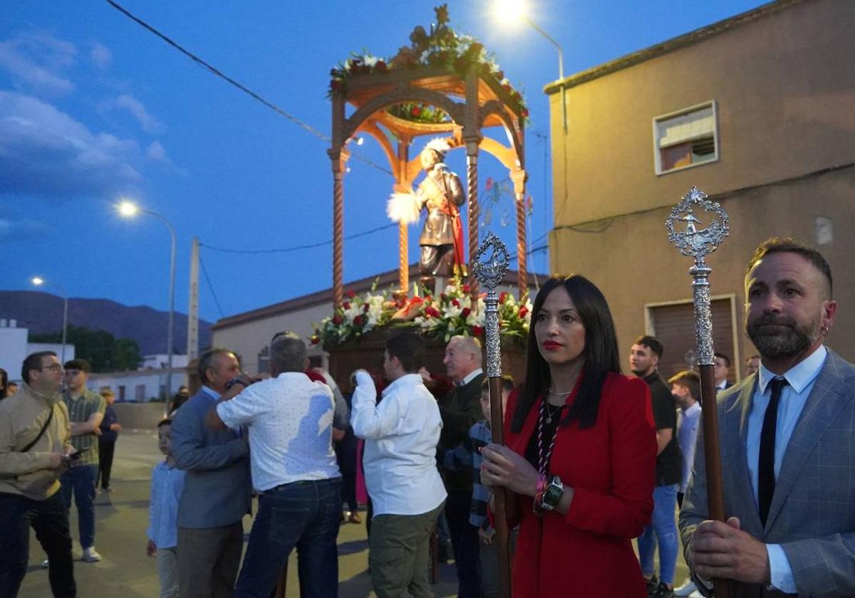 San Isidro y Santa Rita desfilan en Berja