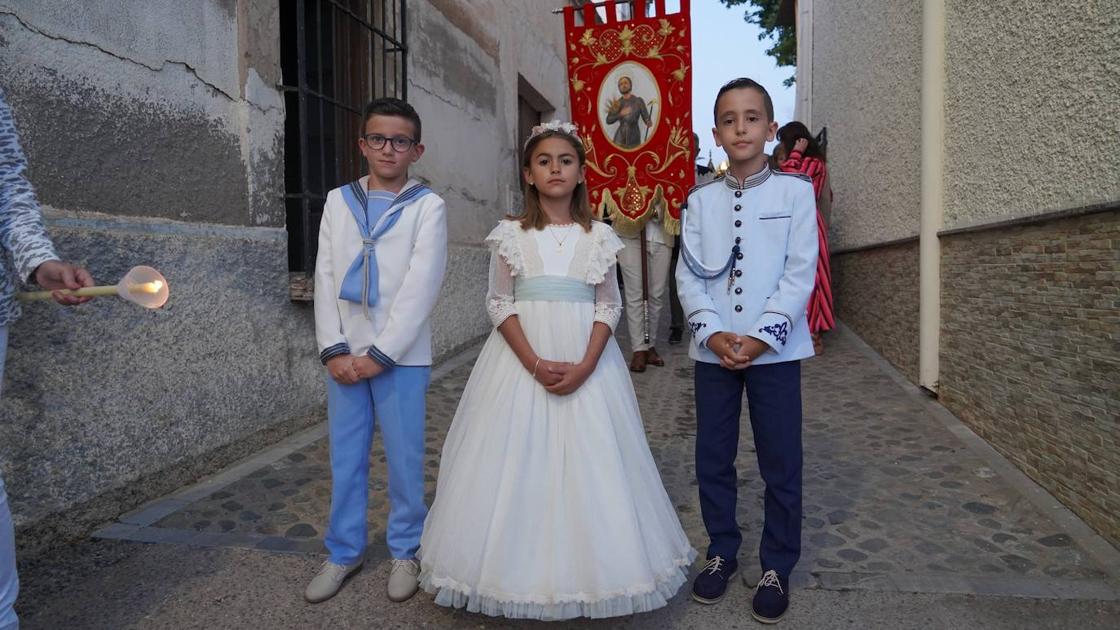 San Isidro y Santa Rita desfilan en Berja