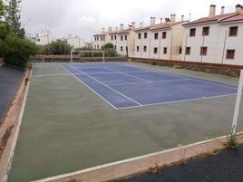 Fondón contará con pista de tenis y de fútbol al aire libre