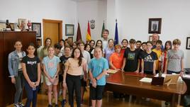 Alumnos del CEIP Abdera conocen el Ayuntamiento