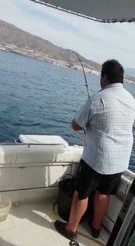 El Club Náutico organiza su primer concurso de pesca en embarcación fondeada