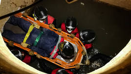 Un terremoto pone a prueba a Bomberos del Poniente en Berja