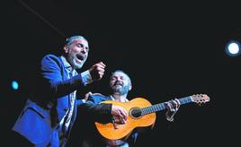 Pedro El Granaíno y Rancapino Chico, en el Festival Cante Grande Ciudad de Adra