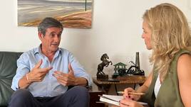 «Mi prioridad es la alcaldía de Adra, voy a seguir siendo alcalde y ejerciéndolo»