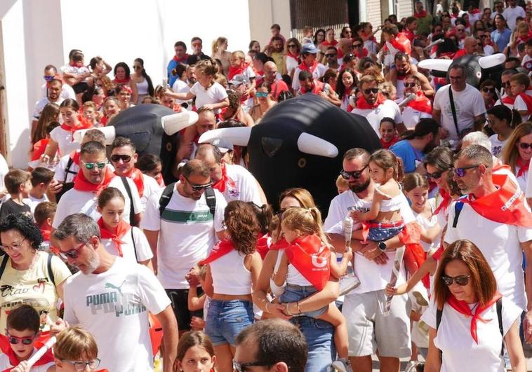 Cortés: «Ha sido la Feria de Adra más completa y participativa que recuerde»