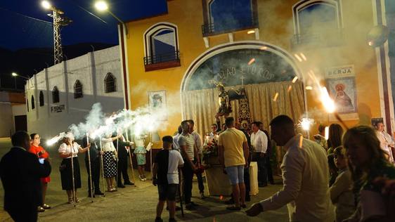 Los Cerrillos celebra sus fiestas en Berja
