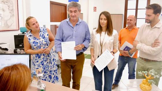 El PP traslada a la esfera municipal su negativa a una posible amnistía