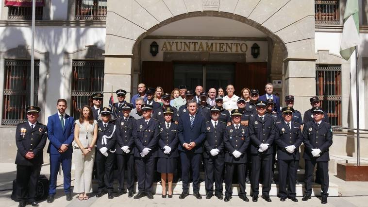 Cortés anuncia nuevas plazas de Policía Local en el día de los Ángeles Custodios