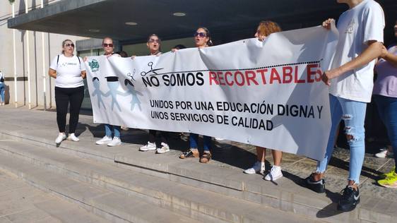 Un servicio de catering atenderá a los alumnos del colegio San Tesifón
