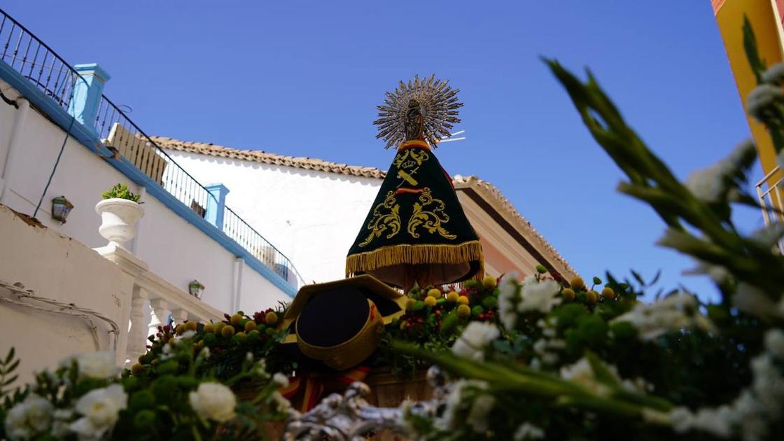 La Virgen del Pilar procesiona por las calles de Berja