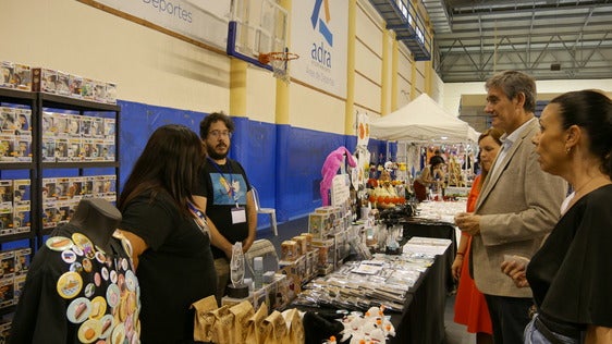 Adra celebra la fiesta de las manualidades