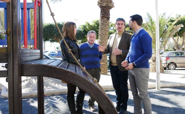 Adra afronta la reforma de uno de sus parques infantiles más céntricos