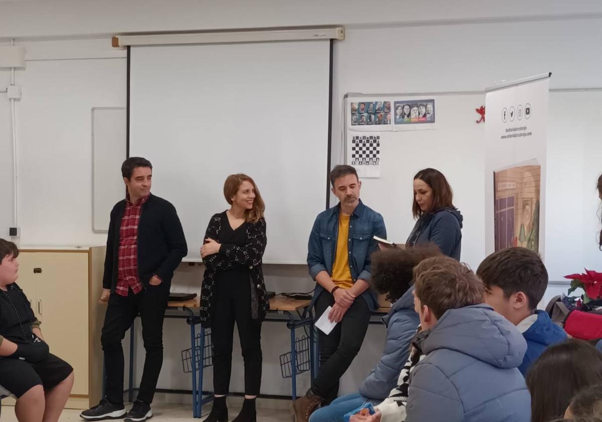 El IES Gaviota sugiere a sus alumnos la obra de Javier Fernández