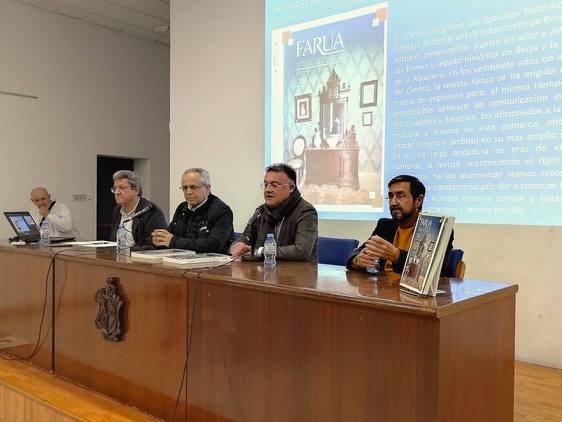 Javier Sánchez Real, Mario Pulido, José Carlos Lupión y Domingo López, en la presentación de Farua.