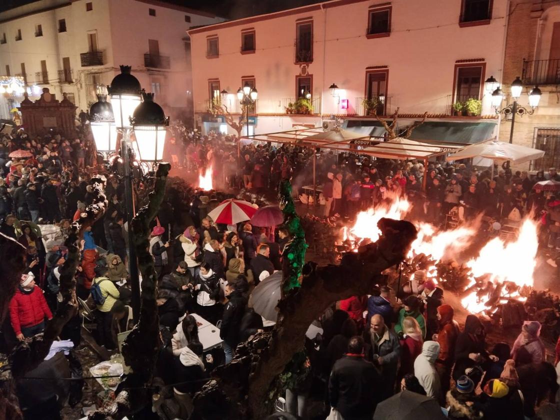 Fondón &#039;arde&#039; con su chisco