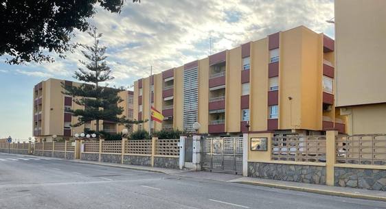 El alcalde de Adra insiste en la escasez de agentes de la Guardia Civil y pide más