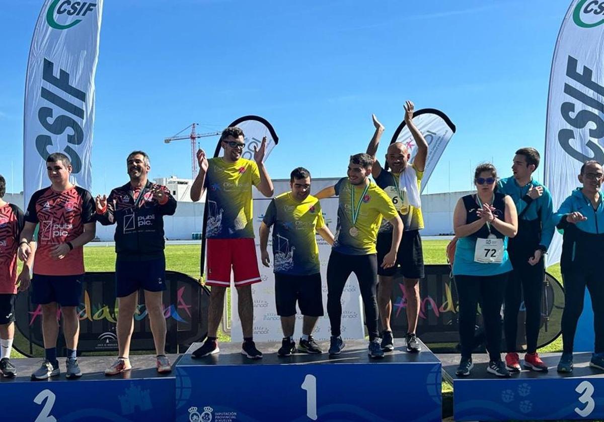 Abdera Fenicia «supera lo increíble» con 14 medallas en atletismo adaptado