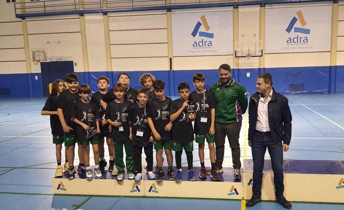 El baloncesto andaluz celebra el 28-F en Adra