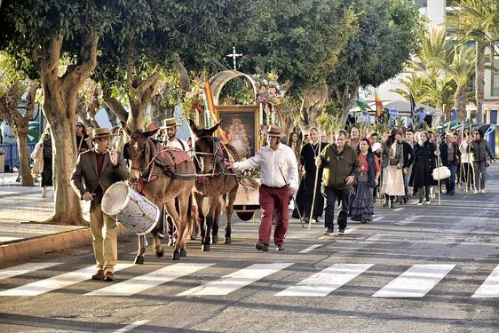 Adra prepara la primera parada de la peregrinación al Rocío
