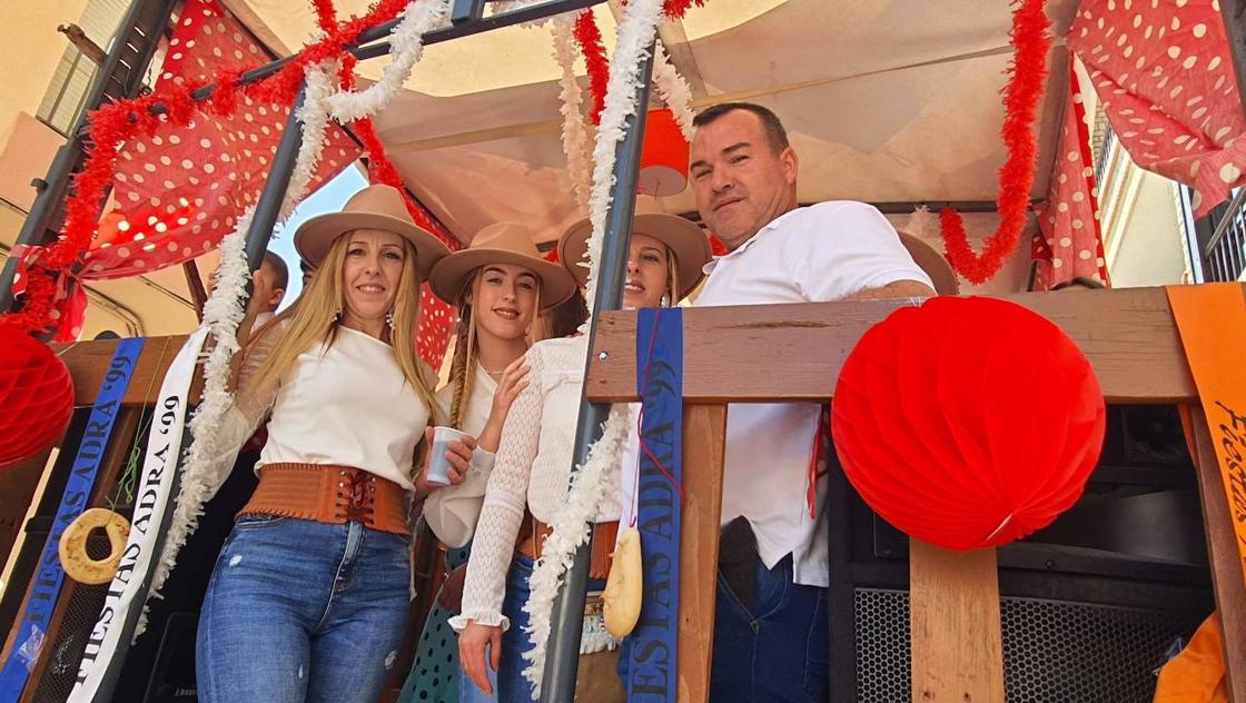 Adra vitorea al patrón de los labradores en su día grande