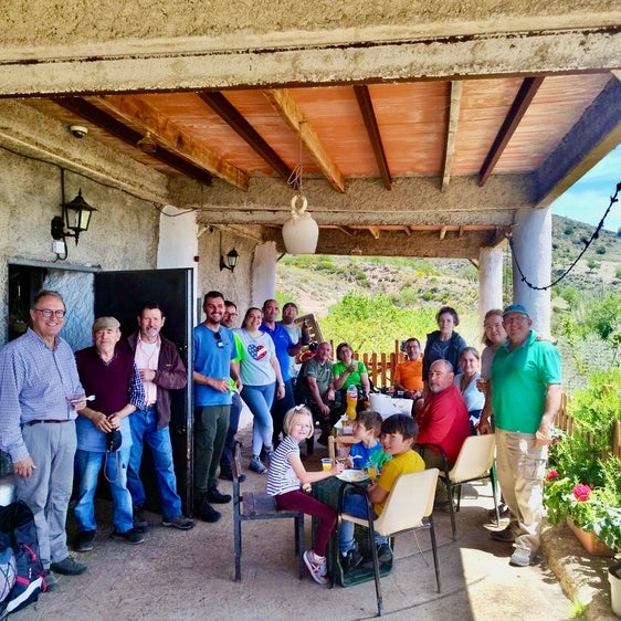 Vecinos de Dalías habilitan pozas en la sierra para dar de beber a la fauna