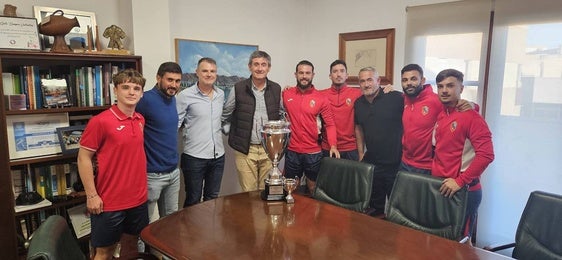 El Adra Trafalgar sube a Primera Andaluza Senior