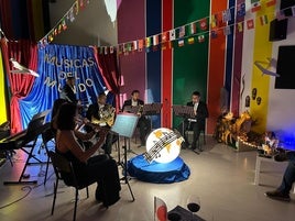 Sinfónica interpreta músicas del mundo