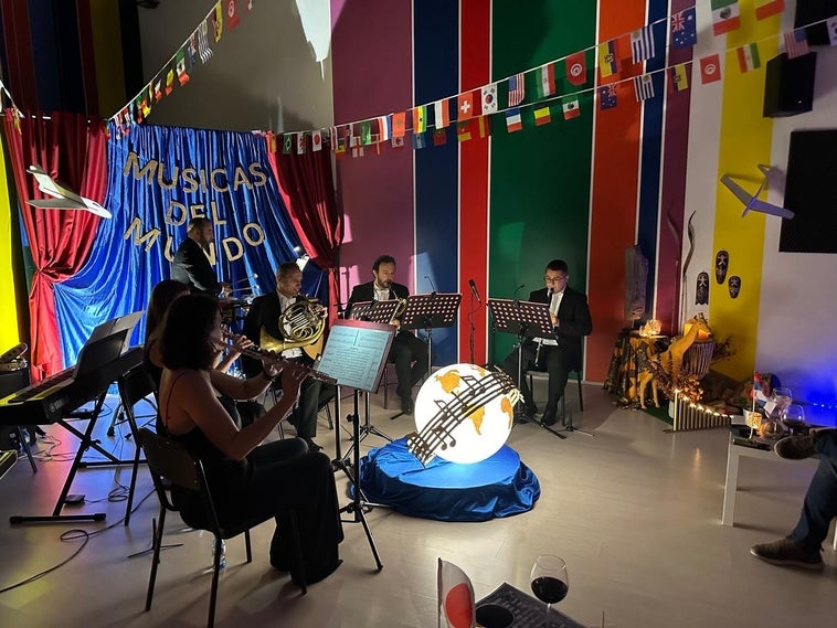 Sinfónica interpreta músicas del mundo