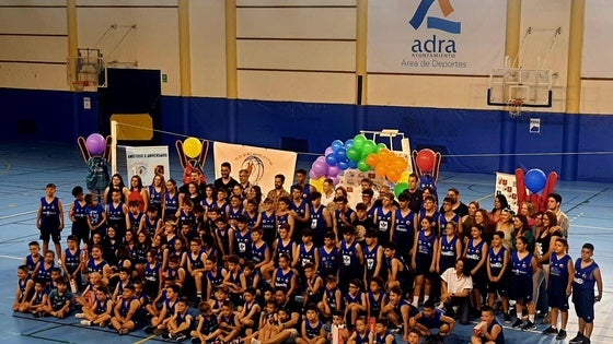 El CD Baloncesto clausura la temporada y prepara su escuela de verano