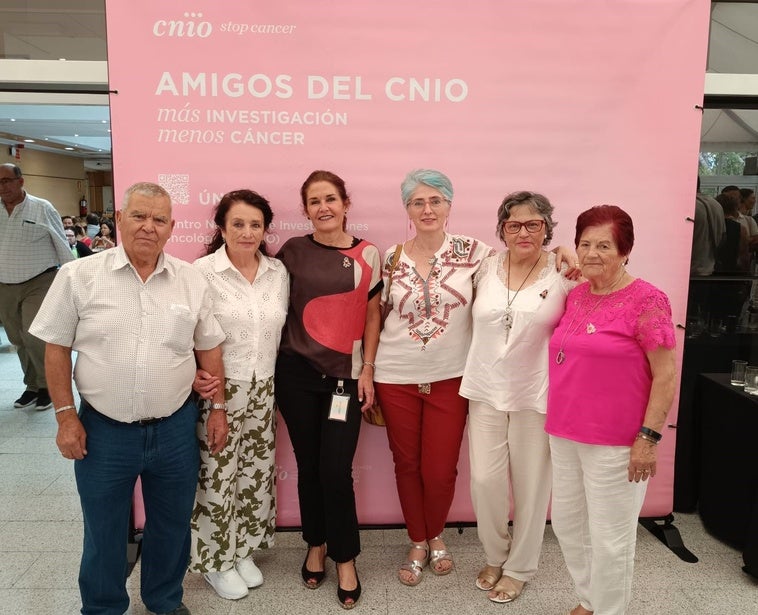 Mujer y Trabajo dedica los fondos recaudados a investigar el cáncer