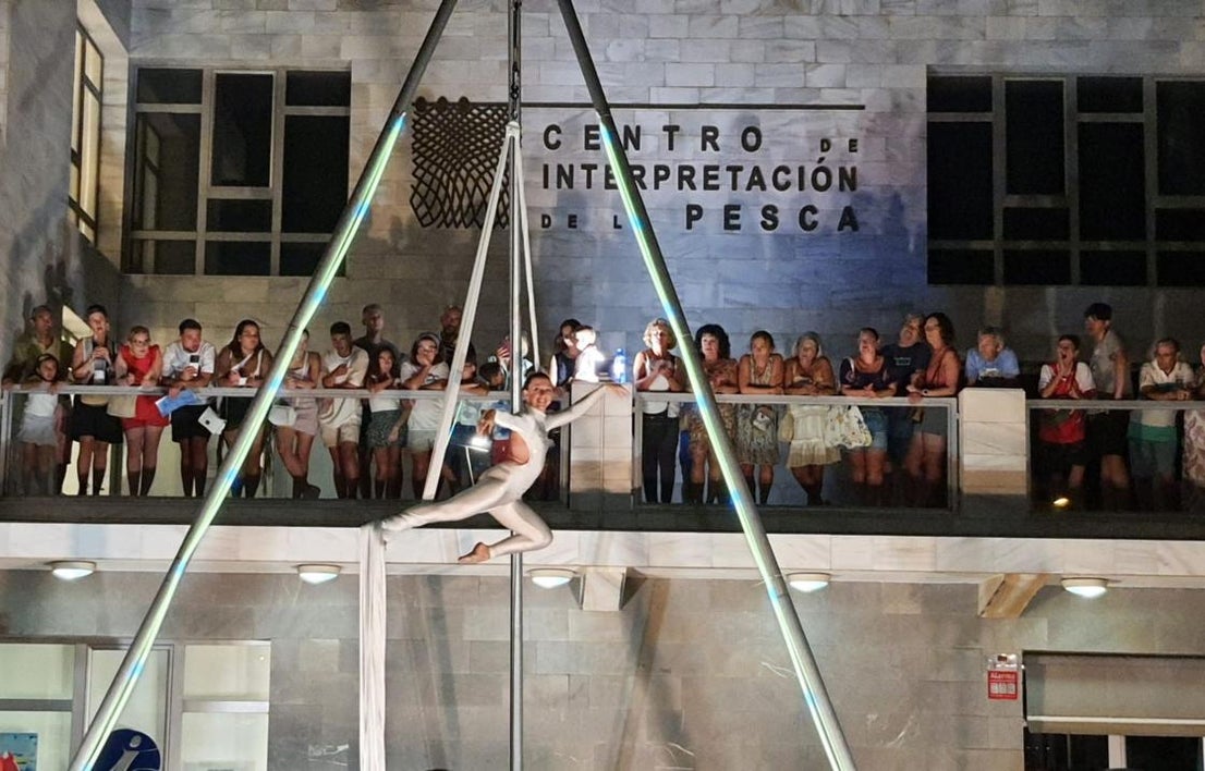 Adra 'pierde el sueño' en la última edición de la Noche en Vela