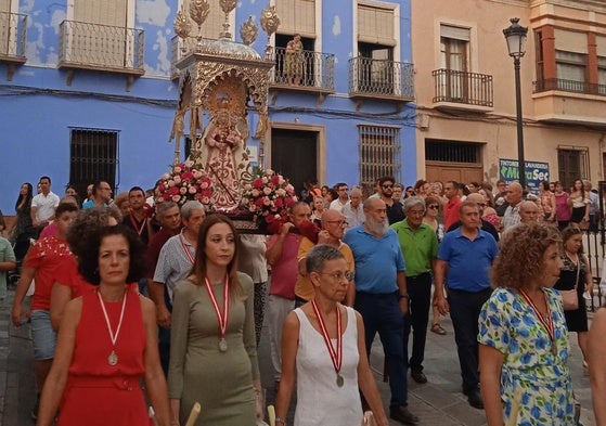 La patrona de Berja estrenará corona de plata en su Bajada