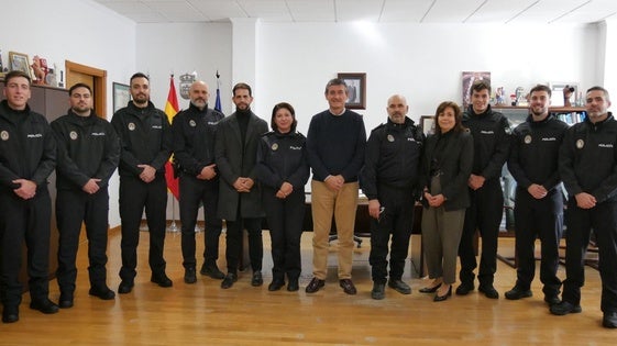 Los seis nuevos agentes de Policía de Adra, en la recta final de su formación