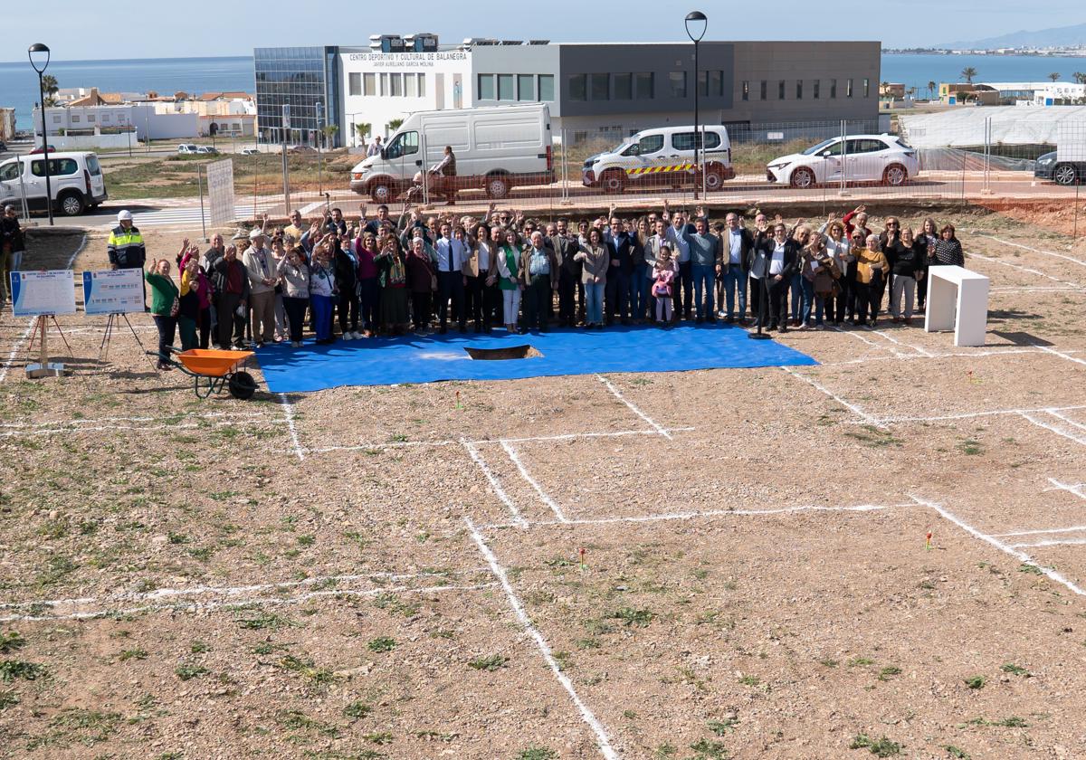 Diputación y Balanegra inician las obras del futuro Centro Social y de Mayores