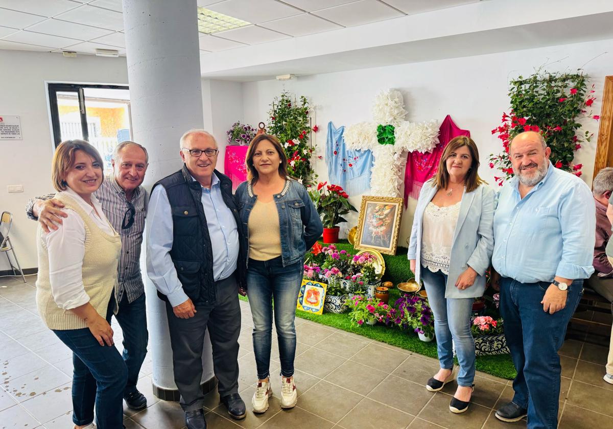 La Cruz de Mayo de Celín abre la programación de las Fiestas de Mayo de Dalías 2025