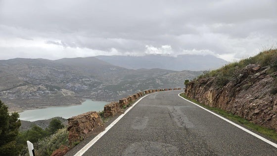 Licitan por casi 550.000 euros las obras de mejora en la carretera entre Berja y Turón