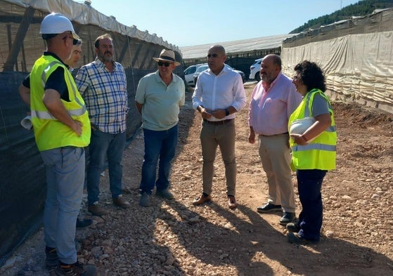 La Junta invierte 85.000 euros en la mejora de camino rural 'Los Hornillos' de Dalías