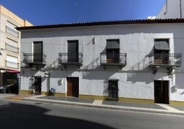 Una fachada de una vivienda del municipio abderitano.