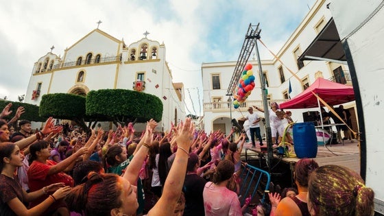 Dalías vive con emoción, devoción y color los primeros días de las fiestas del Cristo de la Luz