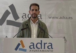 Adra restablece el suministro de agua y levanta las restricciones gracias a un nuevo convenio con regantes