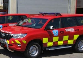 Desalojadas 40 personas por un incendio de madrugada en un piso de Adra