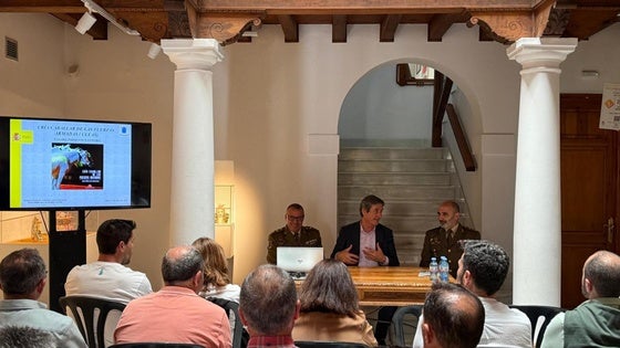El Museo de Adra rinde homenaje a la tradición ecuestre con una conferencia sobre la cría caballar en el Ejército