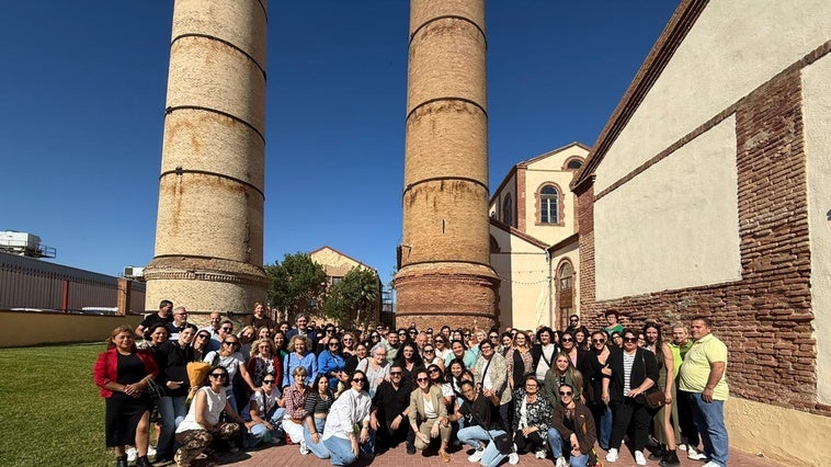 Ayuda a Domicilio de Adra rinde homenaje a sus profesionales en una jornada de convivencia en La Alcoholera