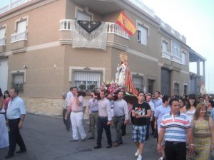 Vecinos de La Curva de Adra piden al obispo una procesión para la Milagrosa